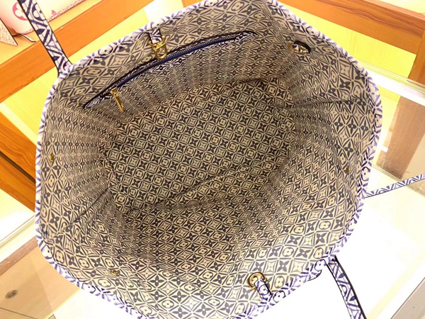 ルイヴィトンバッグ全体デザイン